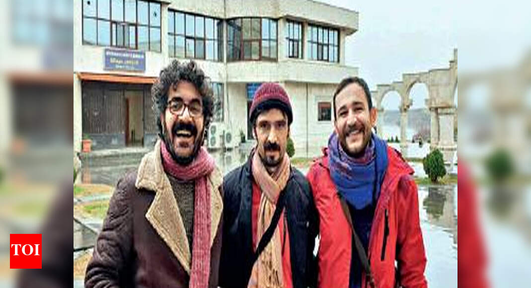 From Kolkata to Kurdistan, film crew takes missile strikes in stride | Kolkata News - Times of India