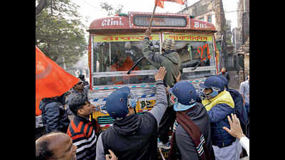 Kolkata: Cops seek legal opinion on bandh bus attack payout