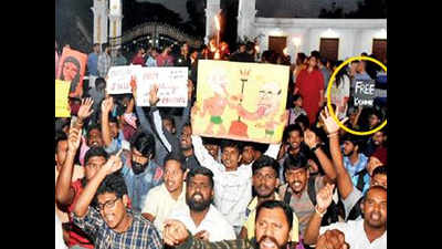 Mysuru researcher slapped with sedition over girl’s placard