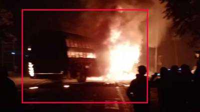 Bus catches fire after colliding with truck in UP's Kannauj, several killed