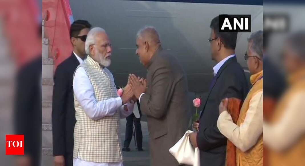 PM Modi arrives in Kolkata on two-day visit, protests outside airport ...