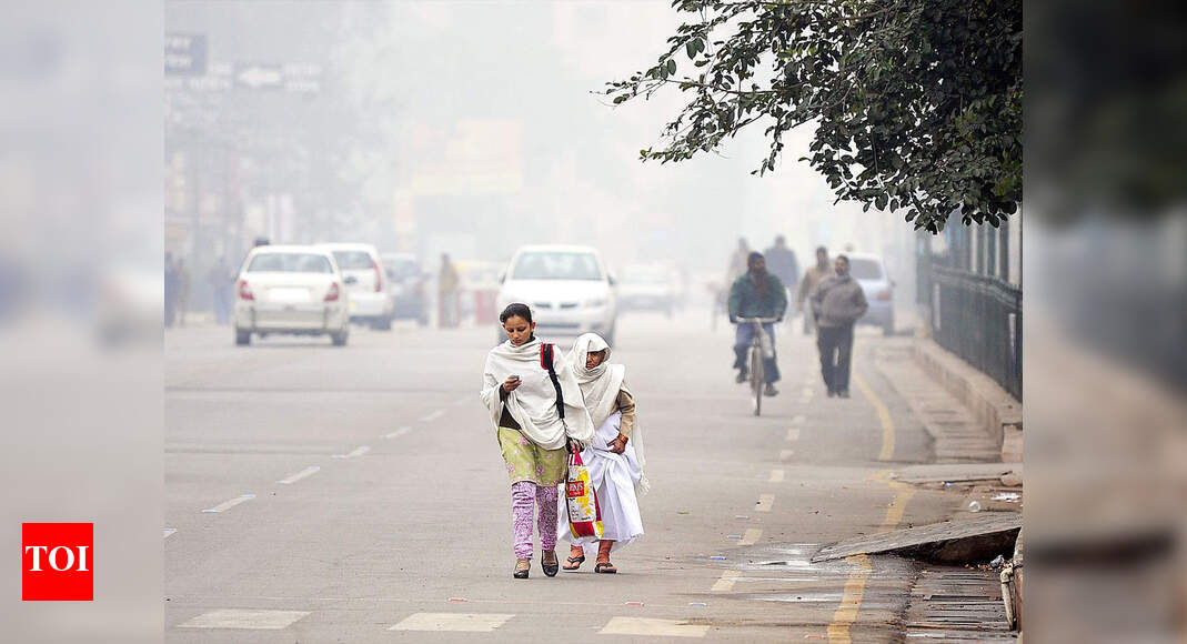 Agra Minimum temperature drops to 5.7 degrees Celsius Agra News