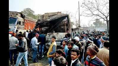 Kannauj tragedy: Cops collect DNA samples of missing passengers’ kin