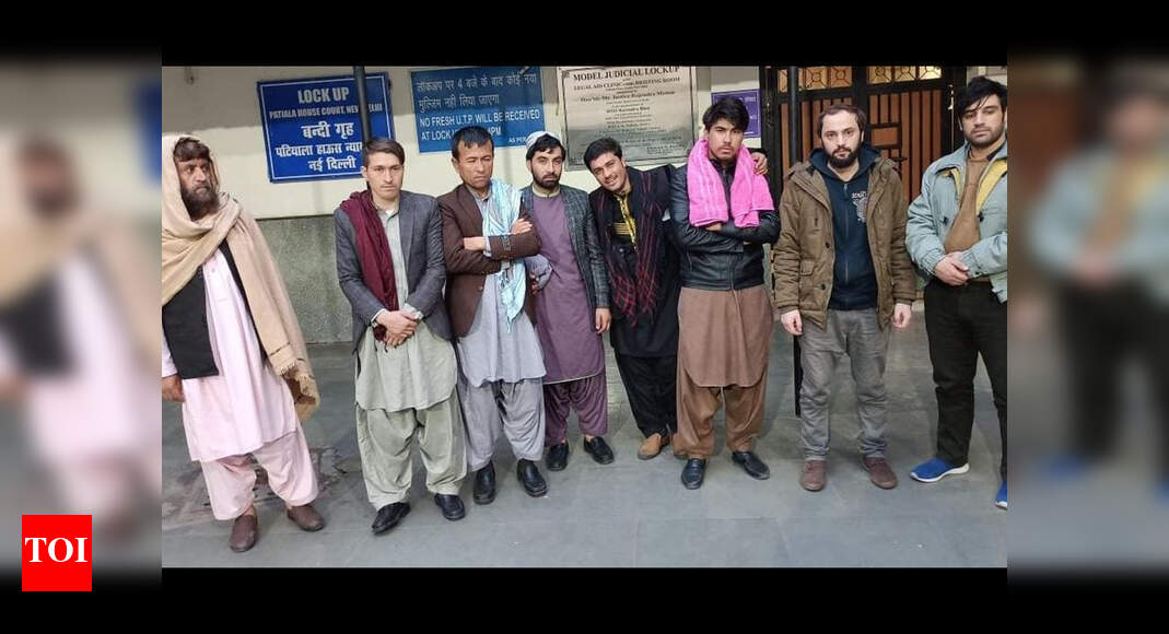 7 Afghans held, made to excrete Rs10cr heroin