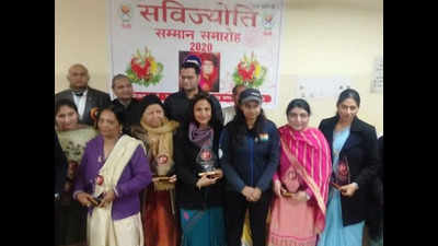 Women achievers honored to mark Savitri Bai Phule's birth anniversary in Chandigarh
