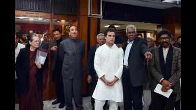 CM Hemant Soren among leaders of 20 opposition parties’ meet in Delhi