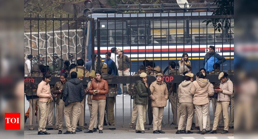 JNU reopens but teachers boycott classes