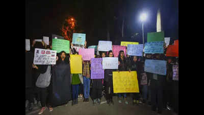 Delhi Police to question two suspects in JNU violence case