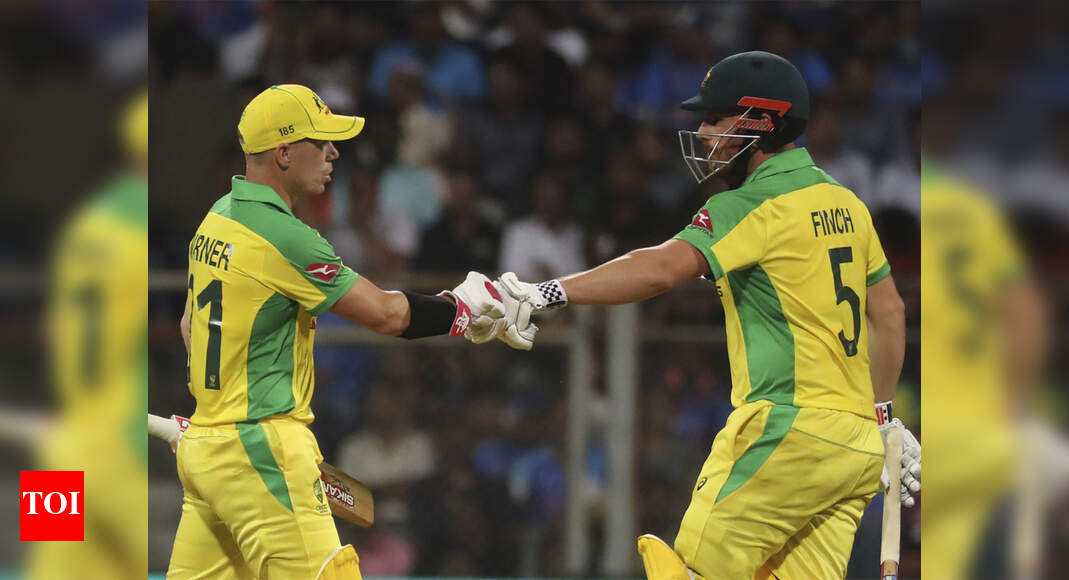 India vs Australia 1st ODI Live Score: Warner, Finch take Australia closer to victory India vs Australia 1st ODI Live Score: Warner, Finch take Australia closer to victory