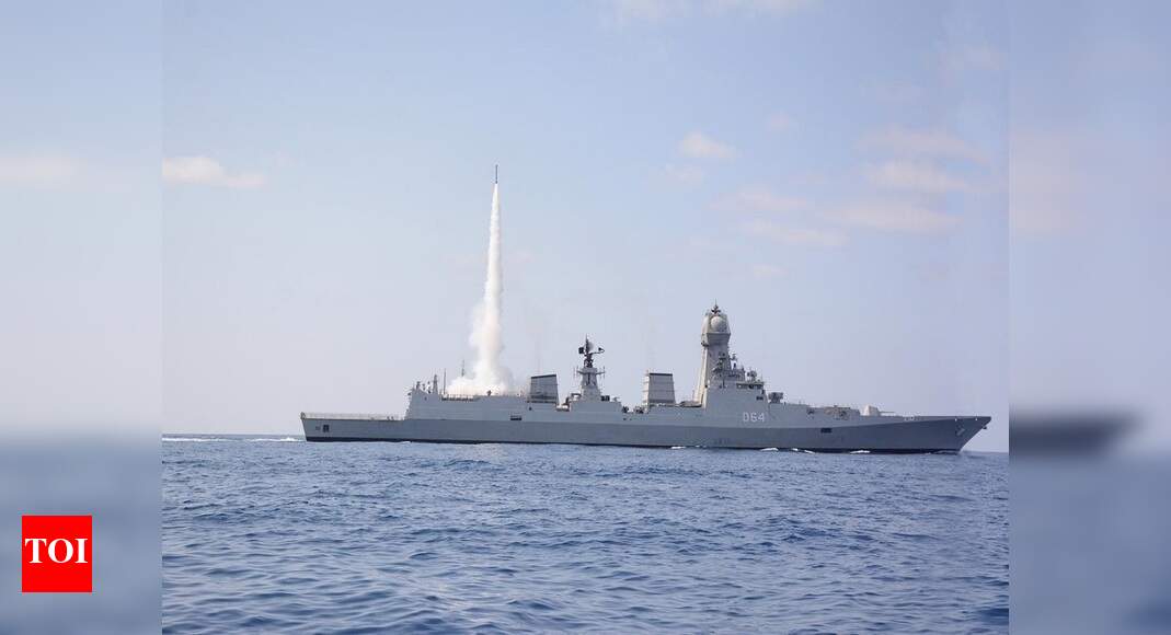 Navy&rsquo;s 4 under-construction destroyers to get lethal weapons