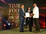 Best North Indian- Rolee Agarwal gives away the award to Rajesh Raj Purohit and Chef Raja Ram of The Great Kabab Factory