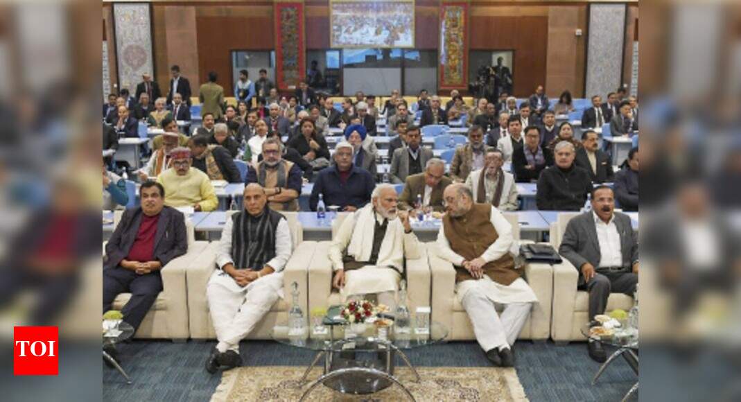 Spread the message of development in J&K: PM