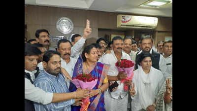 Nagpur: Rashmi Barve is new Zilla Parishad chief, Kumbhare deputy