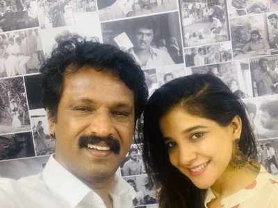 Bigg Boss Tamil 3 fame Sakshi Agarwal celebrates Pongal with Cheran; see pics