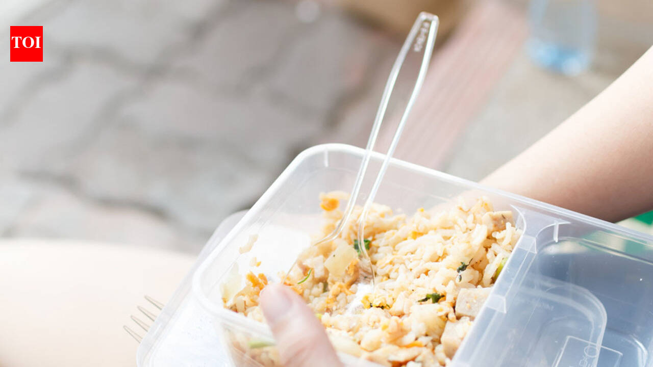 What happens when you eat cold rice?