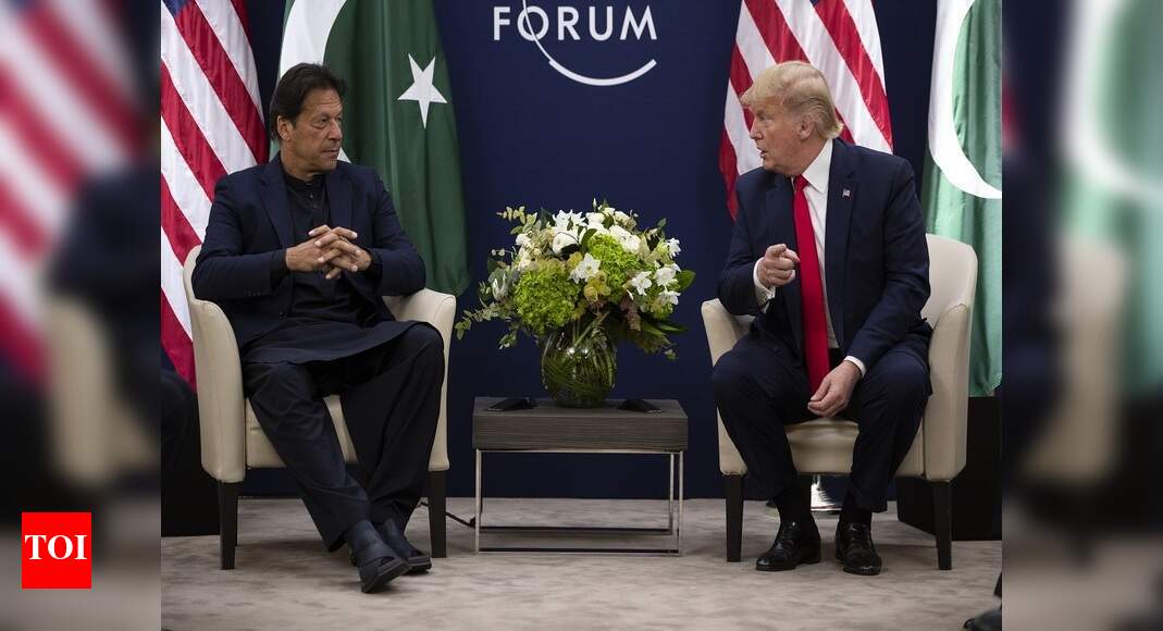 Discussing Kashmir issue with Imran Khan: Trump