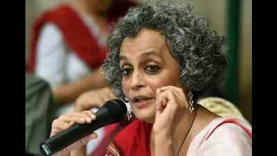 Battle between those who think & those who hate: Arundhati Roy