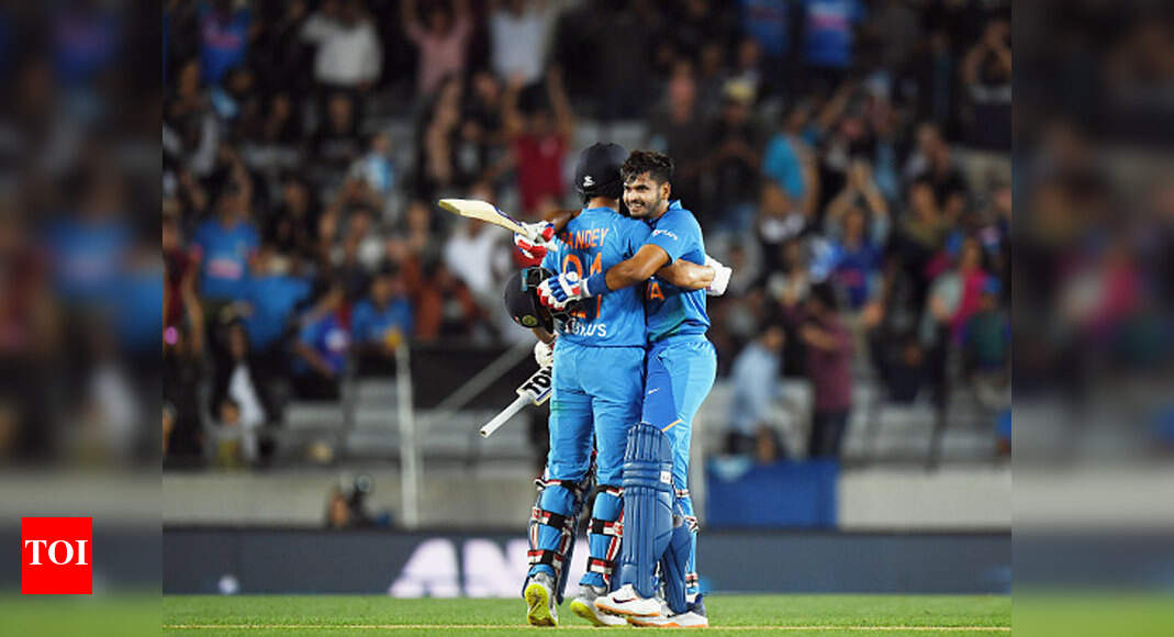 1st T20I: Iyer fireworks give India six-wicket win over New Zealand