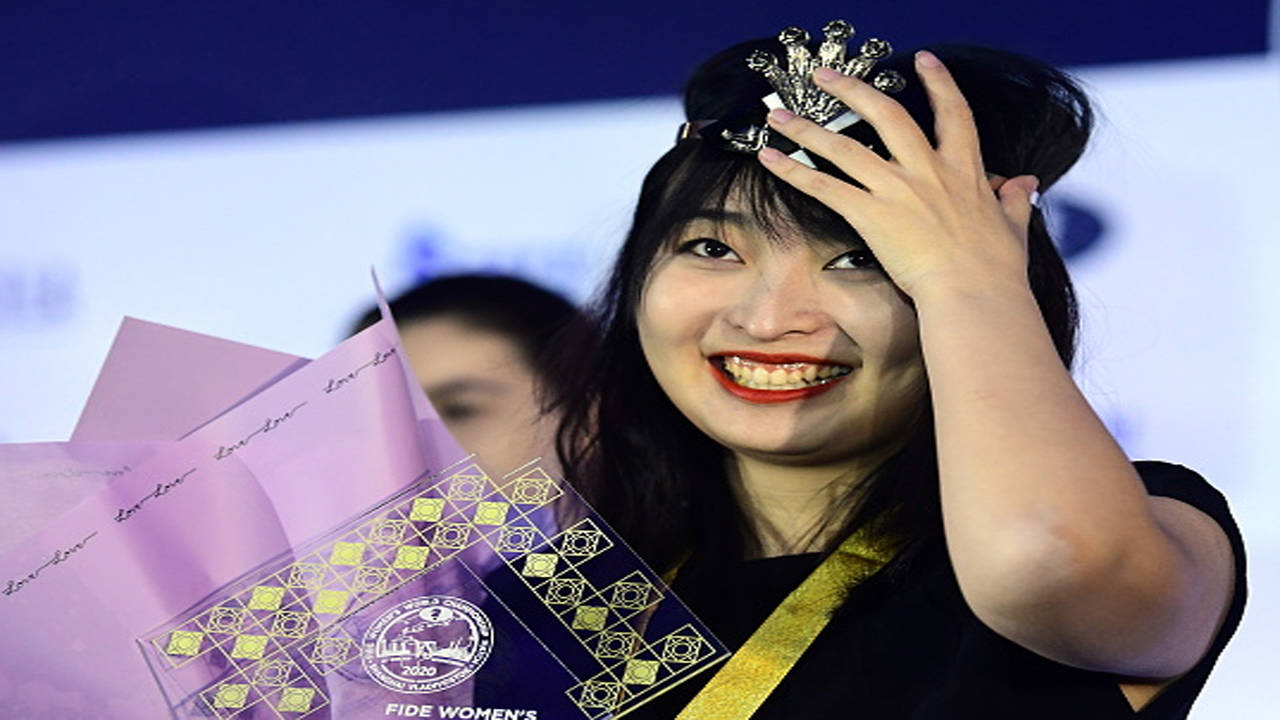 Ju Wenjun is the 17th Women's World Champion