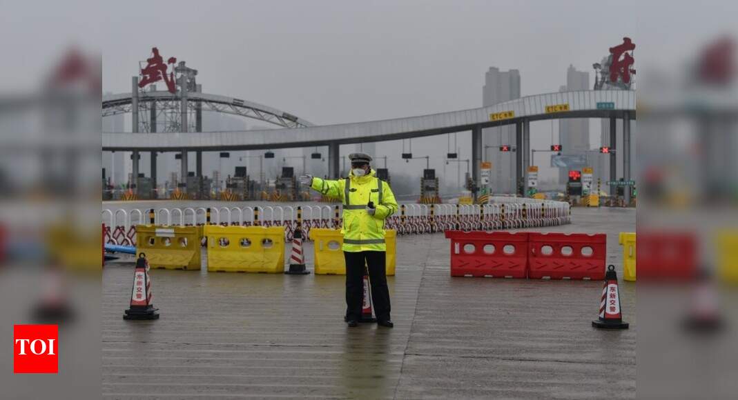 Wuhan residents stock up as virus toll rises to 41