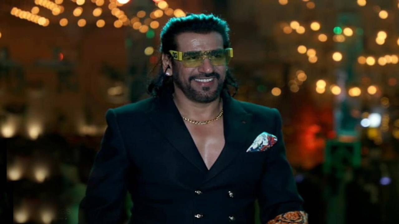Many people accuse director Upendra of ruining the quality of Kannada  cinema. What is your opinion? - Quora