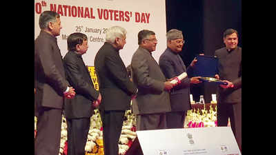 Haryana IAS Ashok Meena gets President award for IT initiatives during Lok Sabha polls