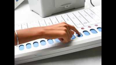 Delhi assembly elections: Police to probe case on 'false EVM info'