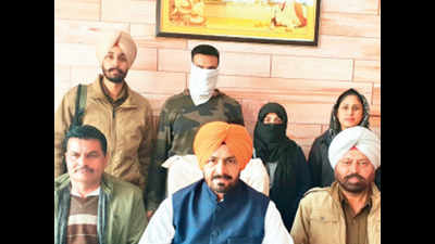 Punjab: Live-in partners held with Rs 2.5 crore heroin