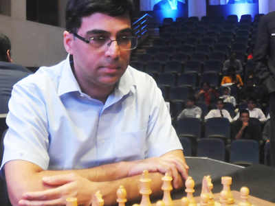 Viswanathan Anand shocked by Fabiano Caruana