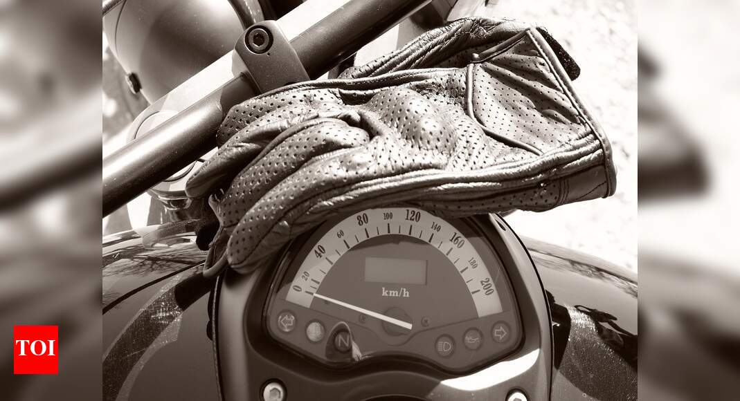 Motorcycle gloves to make your driving experience more thrilling