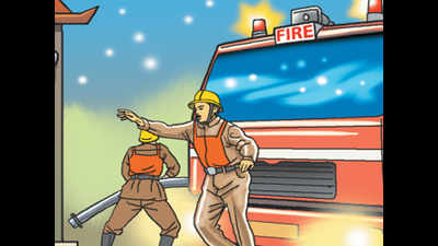 Three of a family injured in gas explosion in Pune