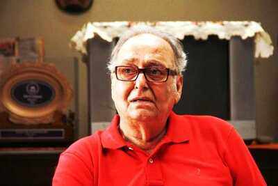Soumitra Chatterjee in a rom-com