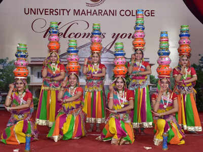 Maharani College's annual cultural fest 'Veethika' celebrates women empowerment