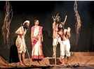 Nashikites enjoy Sanskrit plays