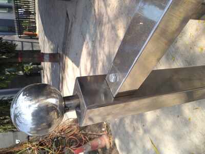 New footpath railing on L.B.S Marg, Vikhroli (W) - Times of India