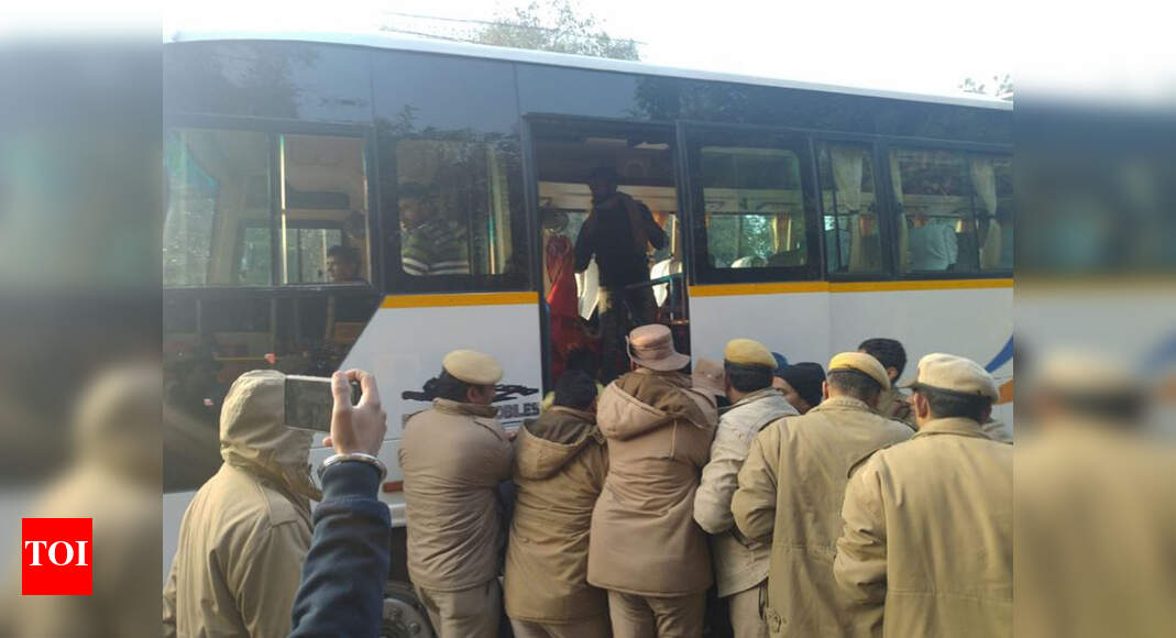 Jamia firing: Agitating students detained near ITO