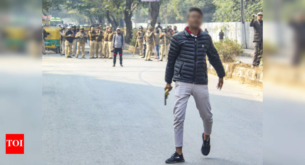 Jamia shooter juvenile, marksheet genuine: School