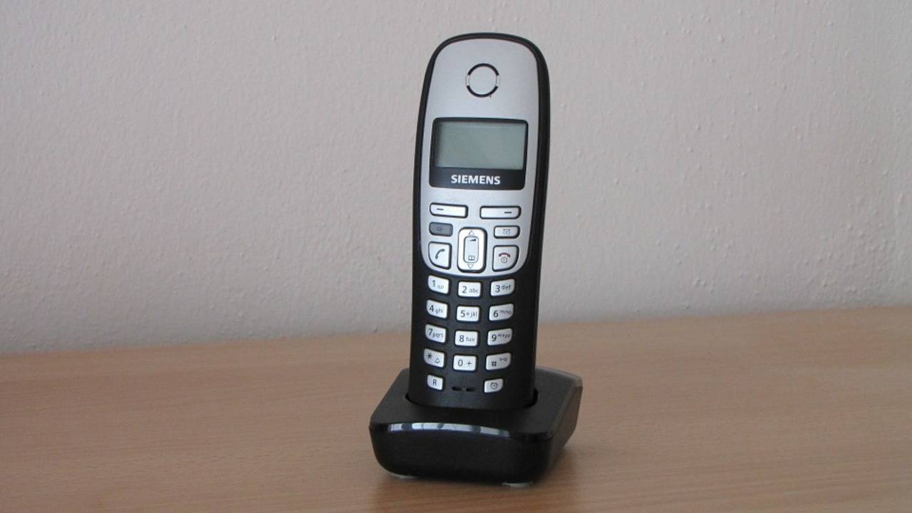 Panasonic cordless discount phone always charging