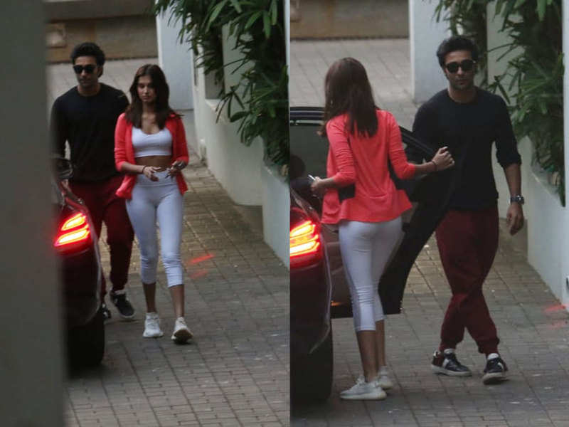 Spotted: Tara Sutaria and boyfriend Aadar Jain visit Ranbir Kapoor’s