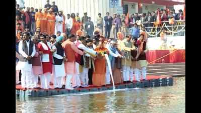Two Ganga yatras culminate at Atal Ghat amidst Vedic chants