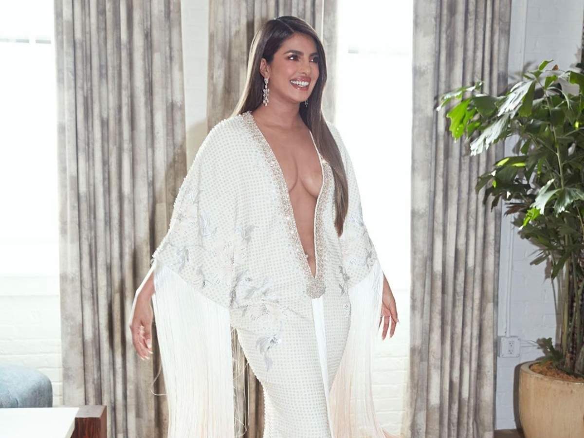 Priyanka Chopra S Mermaid Look Topped The Best Dressed Lists At Grammy S 2020 Hindi Movie News Times Of India