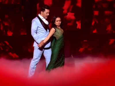Indian Idol 11: Aditya and Neha set the stage on fire with their sizzling dance moves; watch video