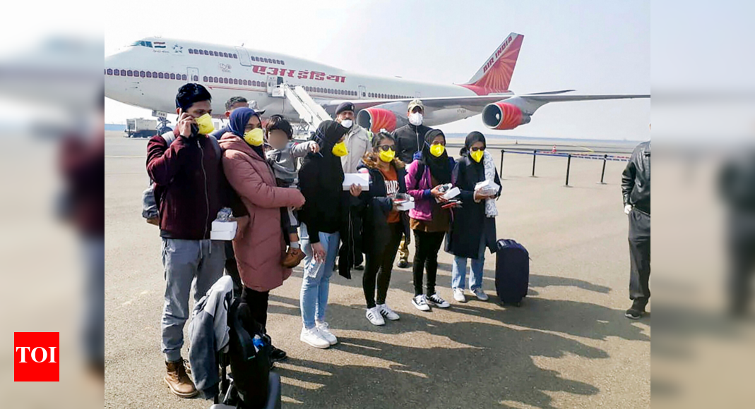 AI pilot: Flying into Wuhan was like witnessing apocalypse