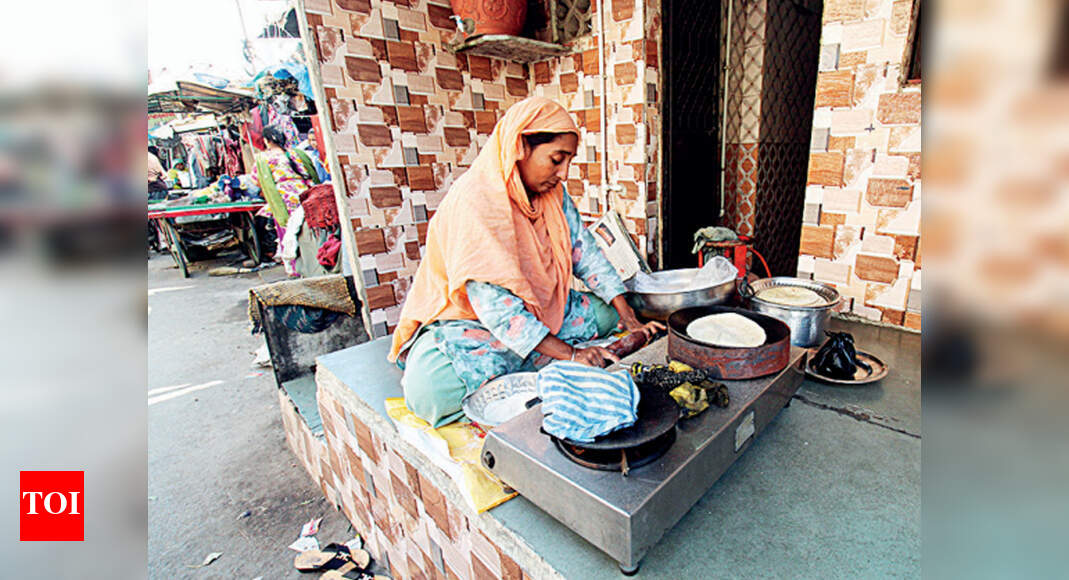Ahmedabad Families here earn their bread by making rotis Ahmedabad