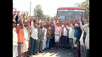 13, mob booked in Chhota Udepur Rathwas’ protest