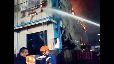 Ahmedabad : 4 dead in blaze at textile unit near Pirana