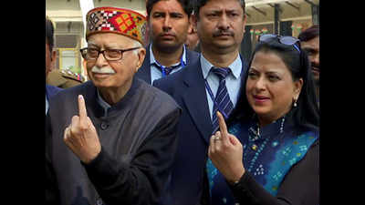 L K Advani ends tie with Gujarat as a voter after three decades