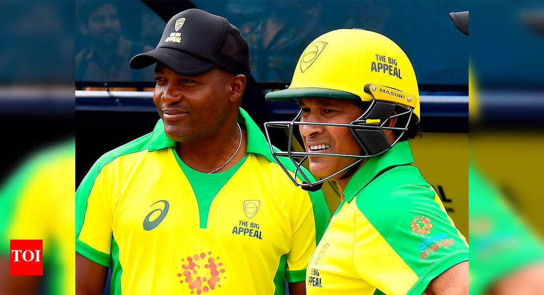 WATCH: Sachin Tendulkar bats against Perry