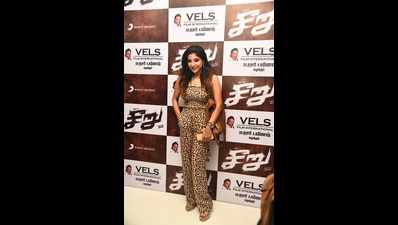 Sakshi Agarwal poses for the shutterbugs at Seeru Premiere at Sathyam Cinemas