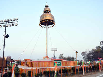 Uttar Pradesh: 'Bareilly ka bazaar' finally gets its famed jhumka